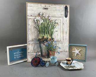Lot 370 - Floral Still Life Framed Print & Decor