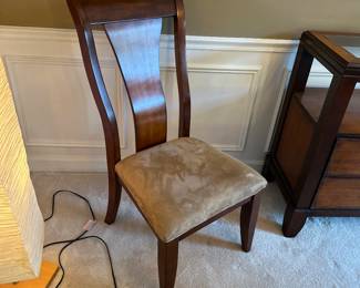 Six dining room chairs and table with pads
