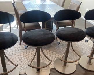 Four Matching Hillsdale Furniture Adjustable Swivel Stools