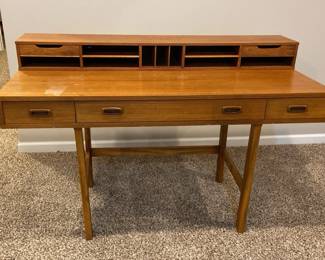 MidCentury Style Convertible Desk