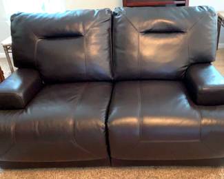 Leather Electric Reclining Loveseat