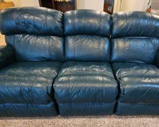 La Z Boy Reclining Sofa