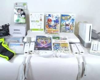Nintendo Wii System With Four Controllers And Much More