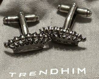 Men’s cuff links