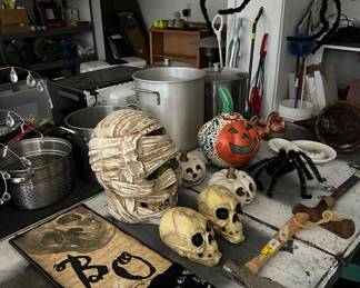 Spooky decorations