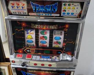 Versus slot machine, works