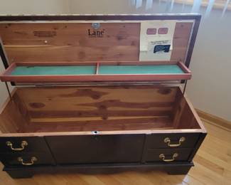 Lane Cedar chest