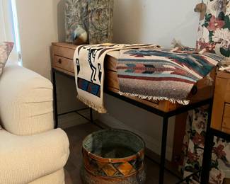 other angle of the table and view of the basket 
