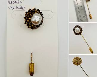 An unsigned Miriam Haskell gold-tone Faux Pearl flower stick pin brooch