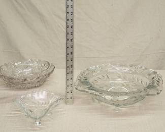 A beautiful vintage large clear crystal cut glass floral etched footed platter 13 inches wide, and an EAPG clear glass bowl with strawberry pattern