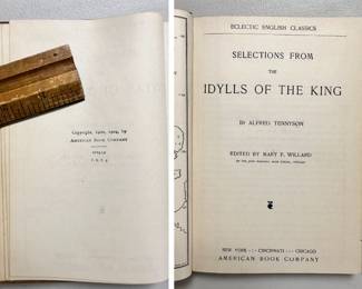 Inside pages of Eclectic English Classics - Tennyson's Idylls of The King 1904, hardcover, American Book Company, Edited by Mary F. Willard