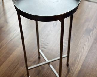 Folding cocktail table