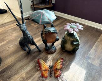Interior/Exterior Decor