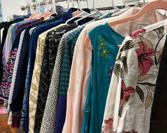 Women’s clothing like new a lot  still with tags. Size S/P