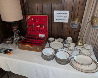 Sale Picture