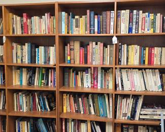 Bedroom to the left, when you go to the left as you enter the house.