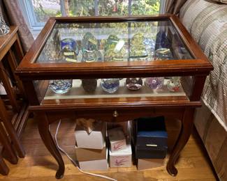 Curio Shadow Box Table (1 of 2)