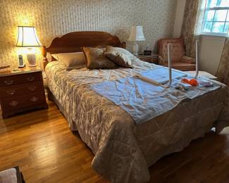 Bed, Nightstands, Lamps