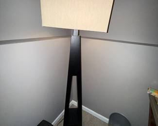 Floor lamp