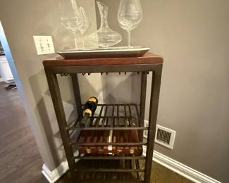 Wine bar table