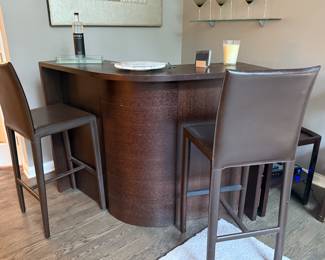 Great corner bar