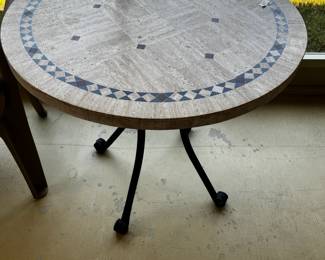 #67 Round Stone Look Heavy Patio table w/metal tri-leg Base 30x29 $75.00