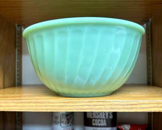 Fire King Jadeite bowl