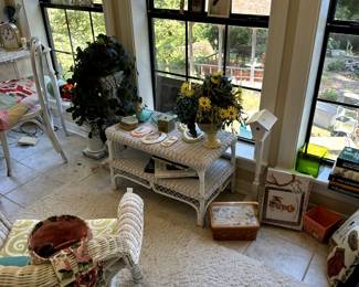 Sunroom, wicker furniture