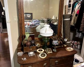 Lovely oak dresser