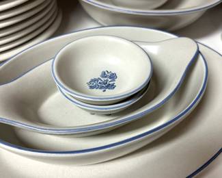 set Pfaltzgraff dishes