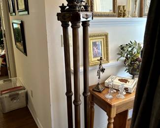 floor lamp