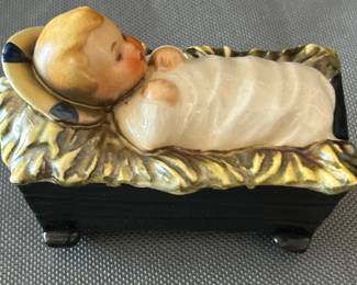 #64 - $325 - Vintage Goebels Nativity scene 11 pieces 