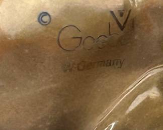 #64 - $325 - Vintage Goebels Nativity scene 11 pieces 