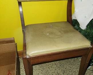 Sewing chair with storage