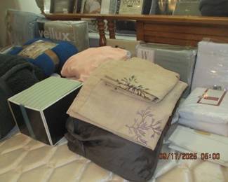 New full and queen size bed sheet sets