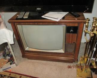 Old RCA console (appears to be working