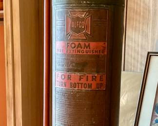 Fire extinguisher 