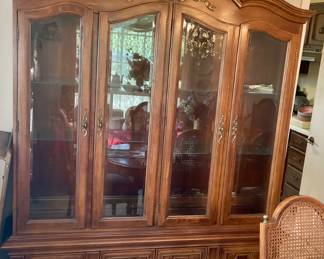 China cabinet with lights 