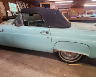 1960 Ford Thunderbird 