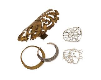 15
A group of modernist-style art jewelry
Mid/late 20th century
Four unmarked
Five works:
A large freeform brutalist-style bronze mixed metal gauntlet cuff bracelet
8.25" total inner C x 6.5" H , with a 0.875" gap
A hammered bronze mixed metal bangle
8.75 inner C x 0.5" H
A sterling silver mesh cuff bracelet
Stamped: 925
7" total inner C x 0.5" H, with a 1" gap
Two delicate freeform abstract sterling silver openwork brooches
Larger: 3" H x 2.25" W; Smaller: 2.75" H x 2.25
5 pieces
235 grams gross
Estimate: $200 - $300