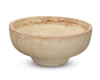 117
John Follis (1923-1994)
An Architectural Pottery bisque earthenware bowl model S-20, mid-20th century
Unmarked
The footed bowl with flat rim
4.875" H x 10.5" Dia.
Estimate: $1,000 - $2,000