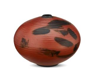 290
Vivika and Otto Heino (1910-1995 and 1915-2009)
A glazed ceramic seed vase, 1994
Incised to underside: Vivika / Otto / 94
The footed vase with burnt red and black glaze in a calligraphy motif
4.75" H x 6.125" Dia.
Estimate: $600 - $900