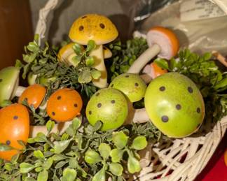 Basket of mushrooms 