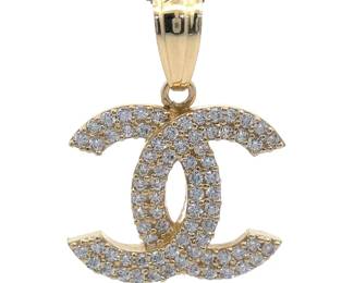 NEW! Interlocking CC Pavé Pendant in 14k Yellow Gold