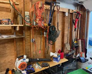 GARAGE ITEMS, STIHL LEAF BLOWER