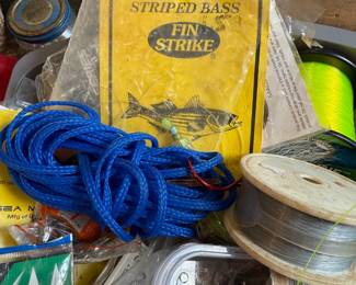 ASSORTED FISHING LURES