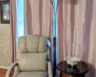 La-Z-Boy Harbor Town leather reclining glider/rocker, model 017799

New La-Z-Boy Colette 3 curved arms floor lamp, marble base with brushed nickel body, model L02A55