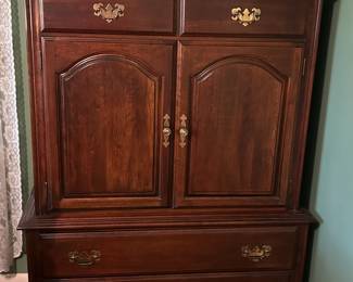 Crescent Cherry Large Chest of Drawers