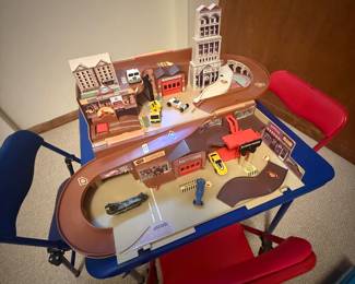 Vintage Hot Wheels Fold & Play Garage