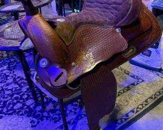 western stock saddle